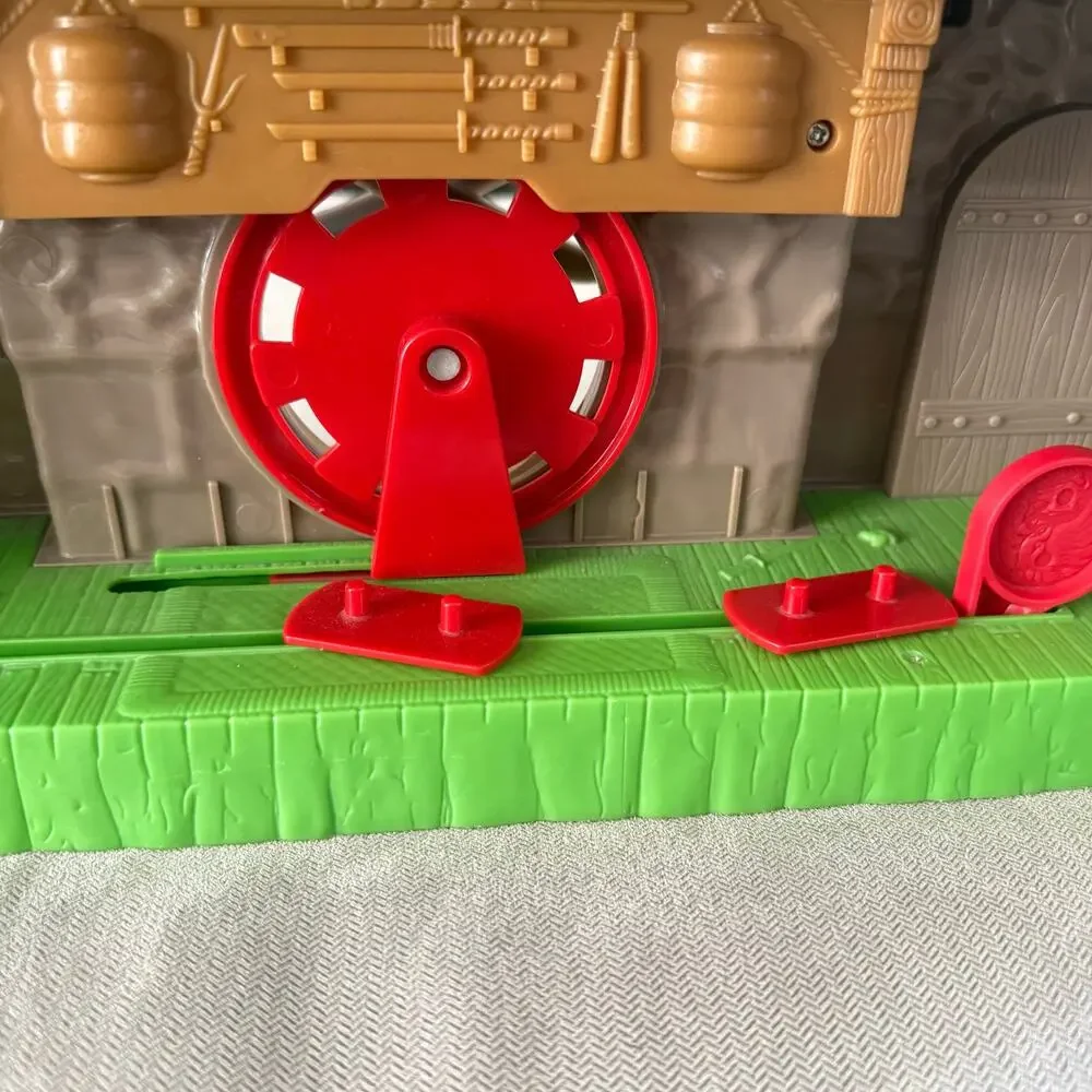Fisher-Price Imaginext Samurai Castle Tiger Fortress Playset